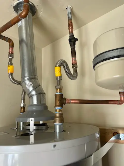 Water heater installation and plumbing repair in Clarkesville
